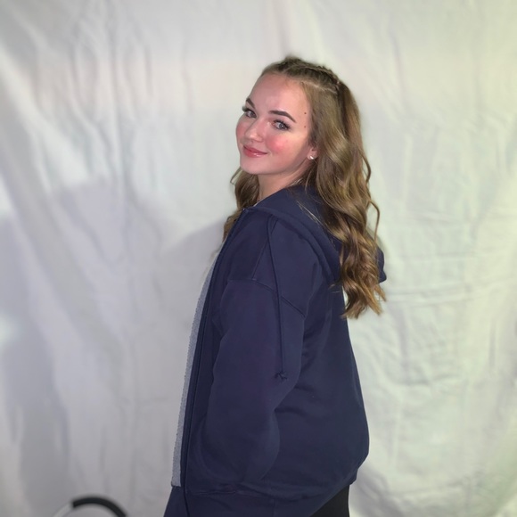 Meet your Posher, Grace - Picture 1 of 1